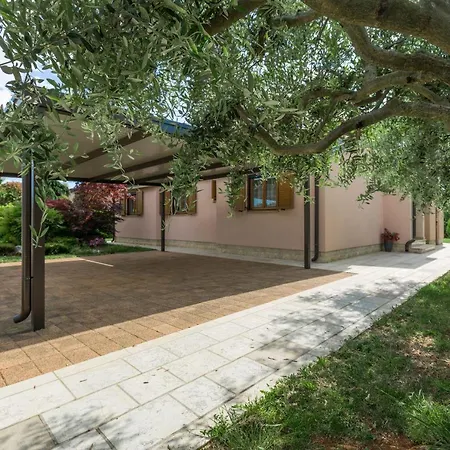 Villa Lori Nova Vas  Exterior photo