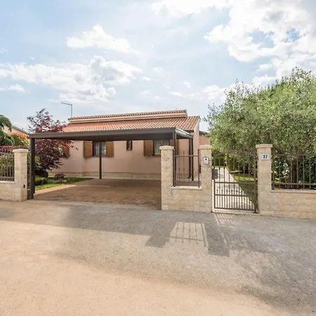 Villa Lori Nova Vas  Exterior photo